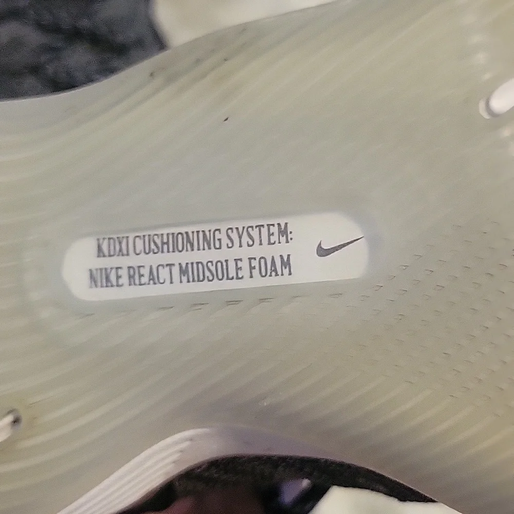 Nike KD11 Flyknit Basketball Shoes - Picture 14 of 15